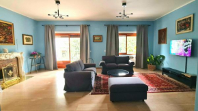Exclusive 230m2 Apt with Terrace and Panoramic Balcony